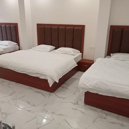 Hotel Kaushik Palace 하리드와르 외부 사진